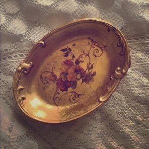 vintage soap dish!